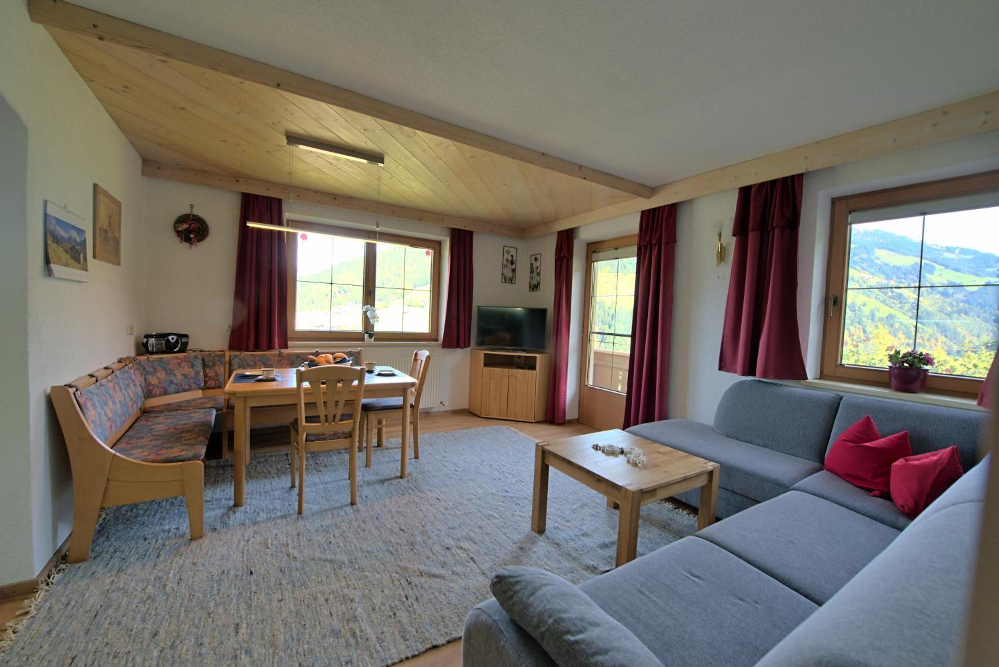 Ferienwohnung Ausblick Zillertal Hainzenberg Exterior foto
