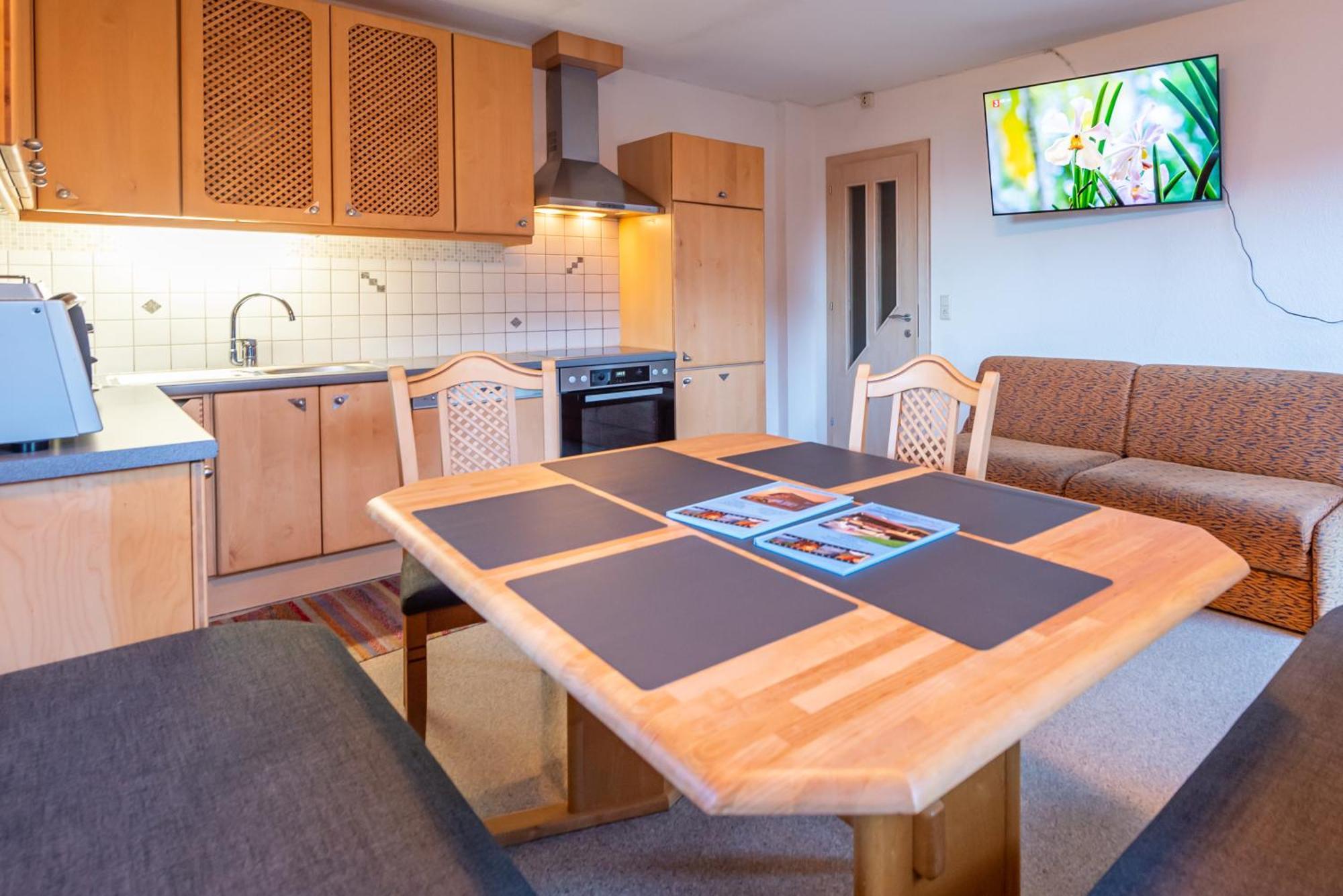Ferienwohnung Ausblick Zillertal Hainzenberg Exterior foto